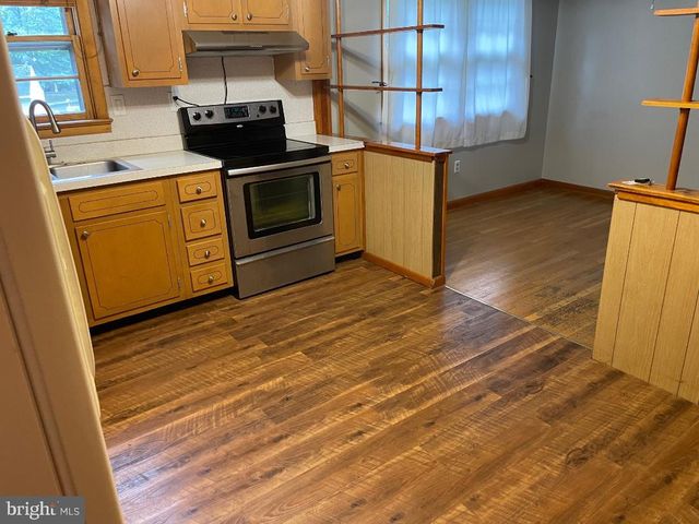 205 GLENN RD, Camp Hill, PA 17011
