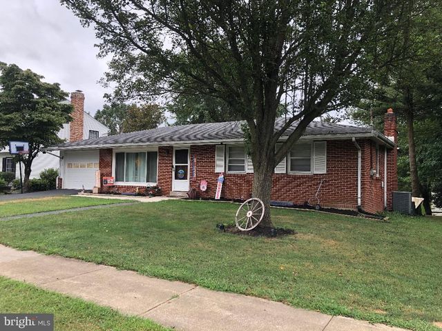 205 GLENN RD, Camp Hill, PA 17011