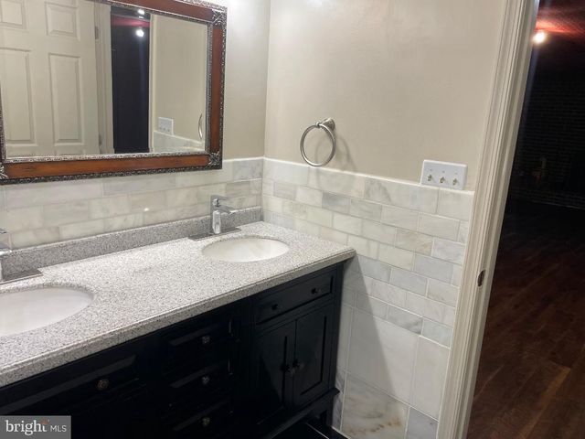 205 GLENN RD, Camp Hill, PA 17011