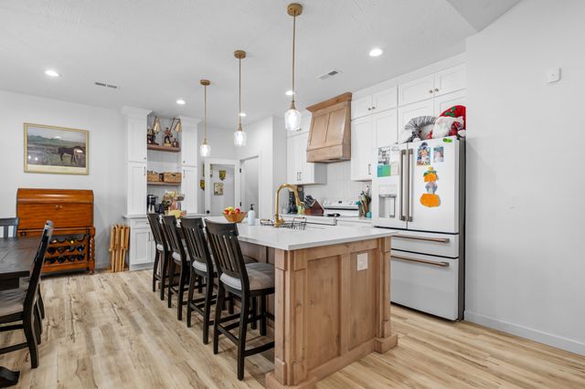 1481 W Jones Street, Bolivar, MO 65613