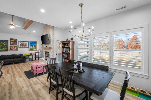 1481 W Jones Street, Bolivar, MO 65613