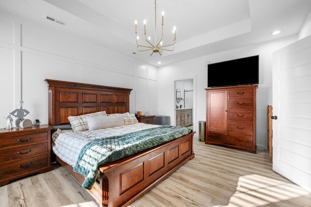 1481 W Jones Street, Bolivar, MO 65613