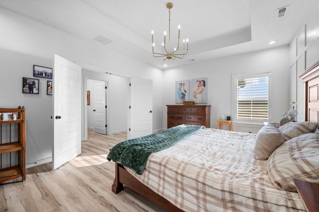 1481 W Jones Street, Bolivar, MO 65613