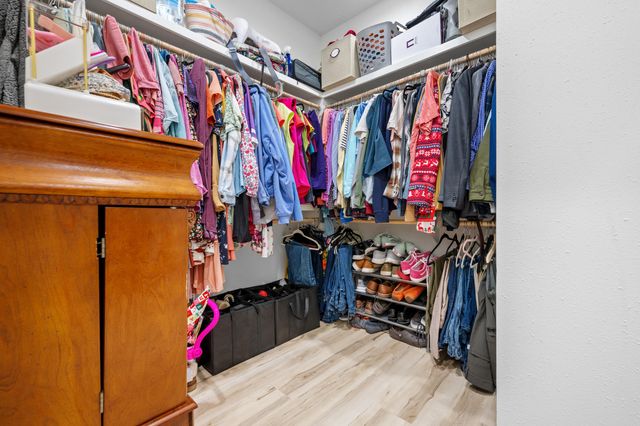 1481 W Jones Street, Bolivar, MO 65613