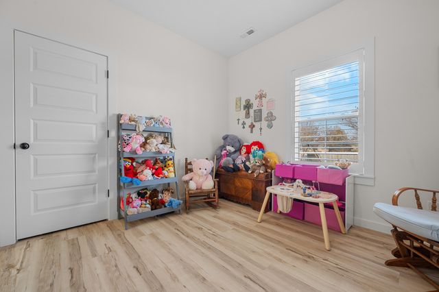 1481 W Jones Street, Bolivar, MO 65613