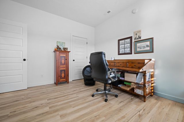 1481 W Jones Street, Bolivar, MO 65613