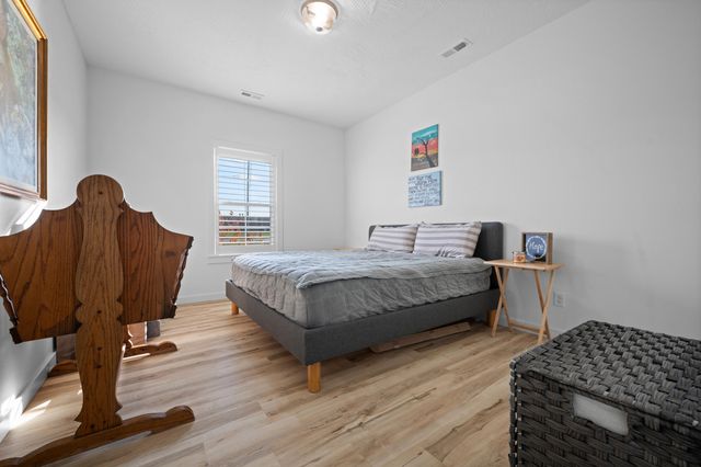 1481 W Jones Street, Bolivar, MO 65613