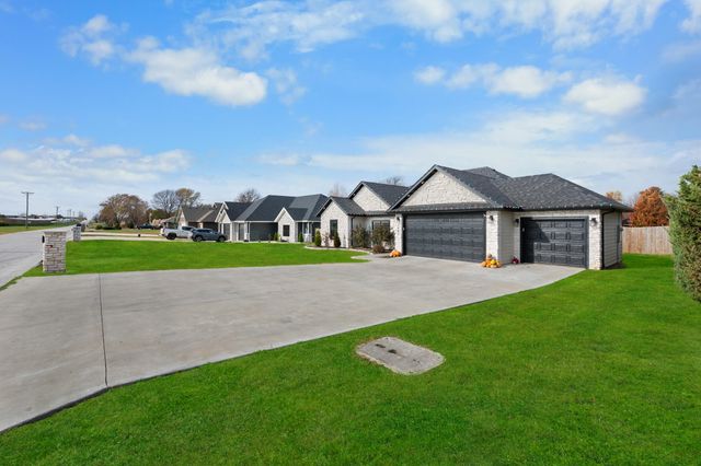 1481 W Jones Street, Bolivar, MO 65613