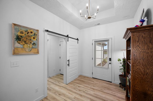 1481 W Jones Street, Bolivar, MO 65613