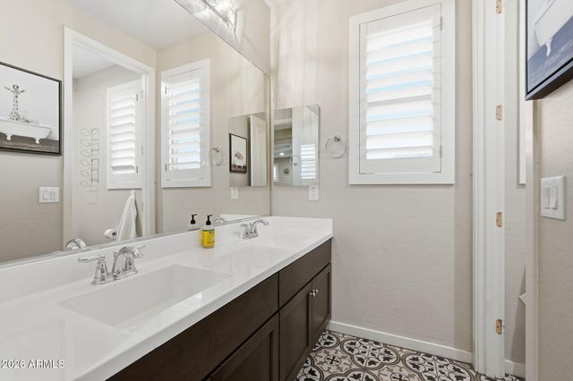 20591 E THORNTON Road, Queen Creek, AZ 85142
