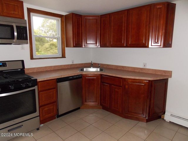 914 Radnor Avenue, Pine Beach, NJ 08741