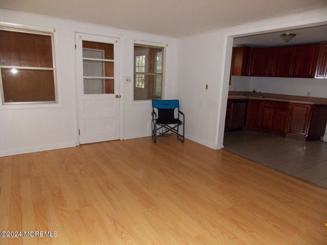 914 Radnor Avenue, Pine Beach, NJ 08741