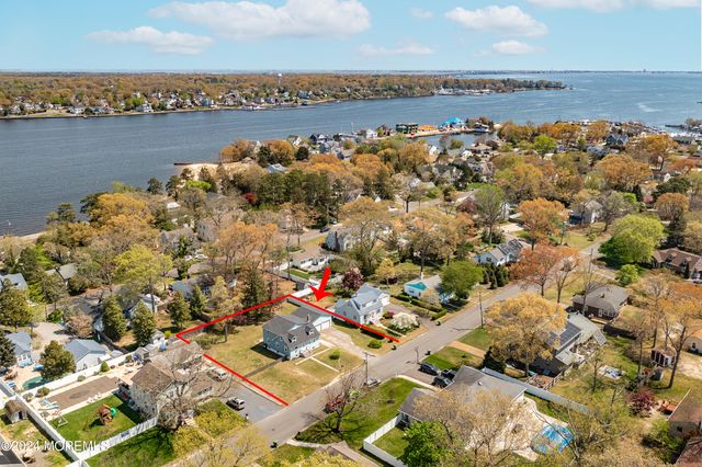 914 Radnor Avenue, Pine Beach, NJ 08741
