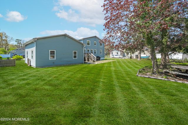 914 Radnor Avenue, Pine Beach, NJ 08741