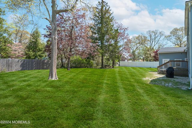 914 Radnor Avenue, Pine Beach, NJ 08741