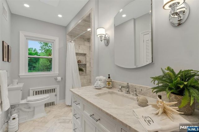 694 Lotus Avenue, Oradell, NJ 07649