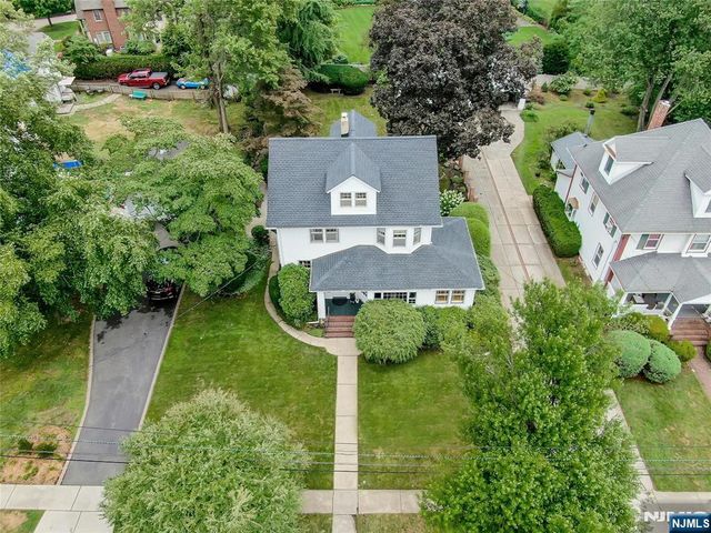 694 Lotus Avenue, Oradell, NJ 07649