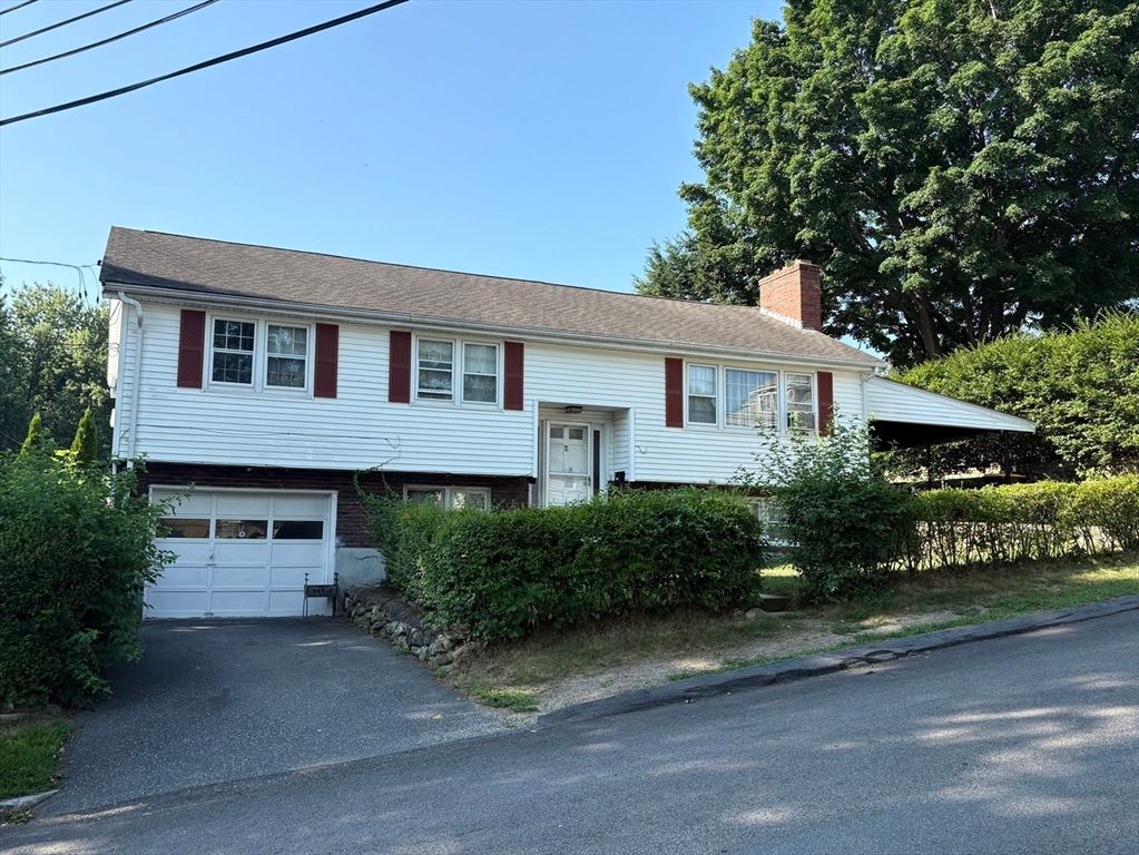 45 Daytona Ave, Framingham, MA 01702
