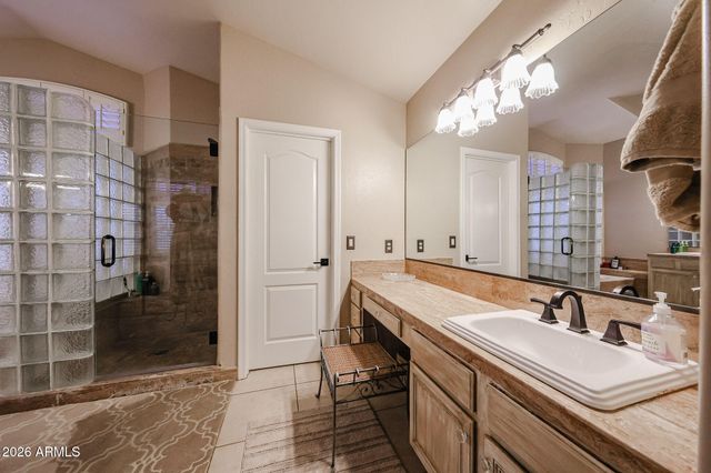 695 N Sycamore Court, Chandler, AZ 85224