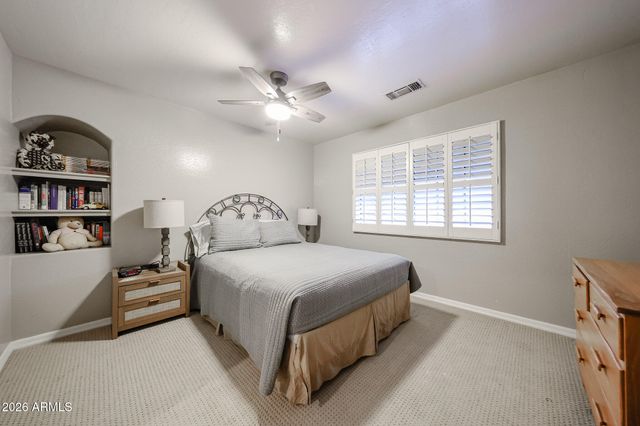 695 N Sycamore Court, Chandler, AZ 85224