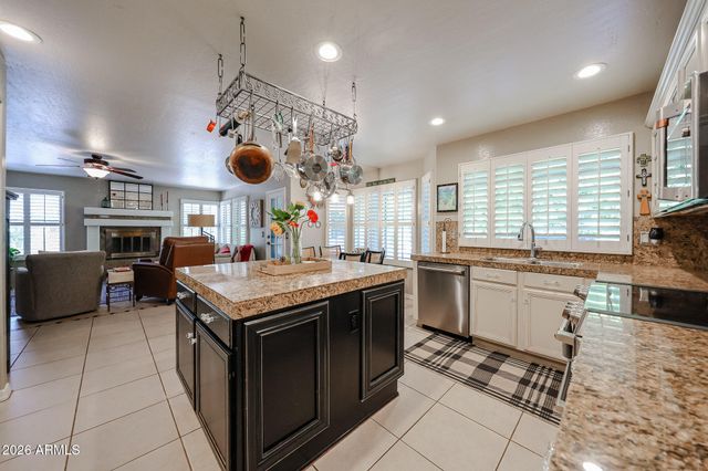 695 N Sycamore Court, Chandler, AZ 85224