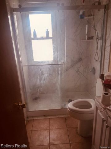 179 Bancroft Street, Imlay City, MI 48444