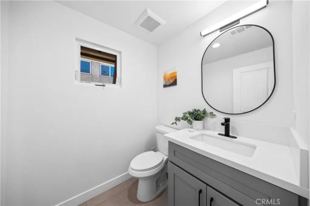 7692 9th Street 102, Buena Park, CA 90621