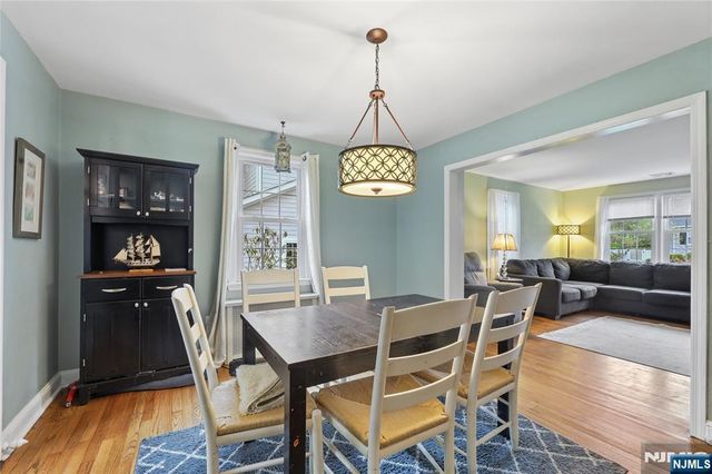 24 N Crest Drive, Cresskill, NJ 07626