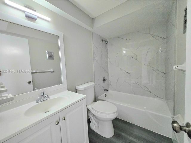 335 SW 20th St 6, Fort Lauderdale, FL 33315