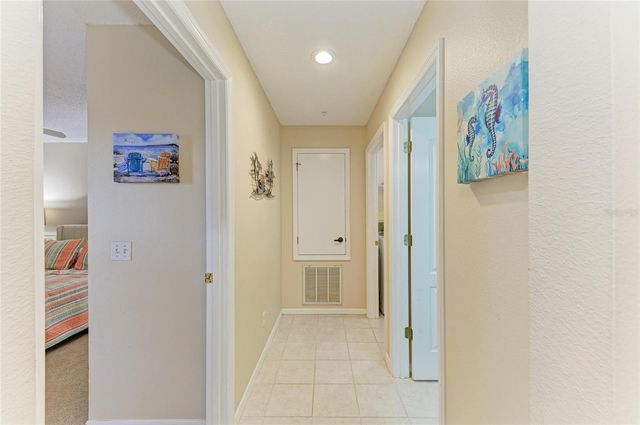 9580 HIGH GATE DRIVE 1822, Sarasota, FL 34238