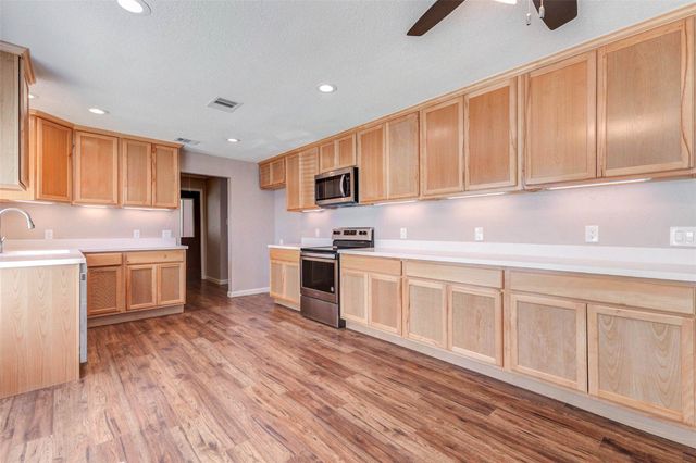 14390 Splenwood Drive, Splendora, TX 77372