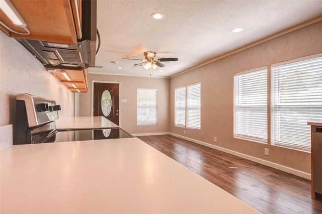 14390 Splenwood Drive, Splendora, TX 77372