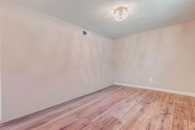 14390 Splenwood Drive, Splendora, TX 77372