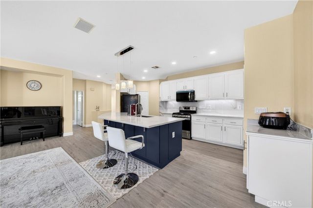 54 Salton, Irvine, CA 92602