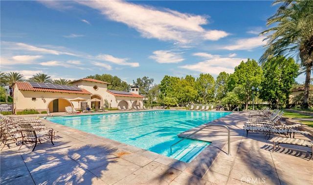 54 Salton, Irvine, CA 92602