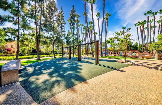 54 Salton, Irvine, CA 92602
