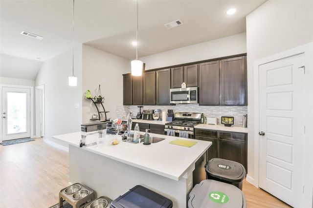 8522 Jetty Glen Drive, Cypress, TX 77433