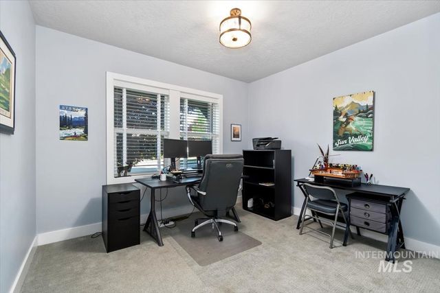 3042 S Shadywood Way, Boise, ID 83716
