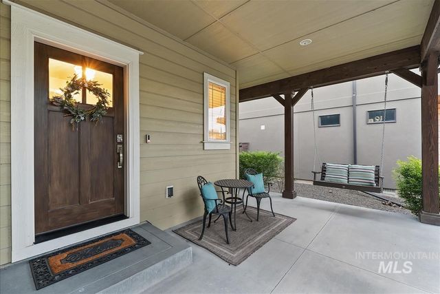 3042 S Shadywood Way, Boise, ID 83716