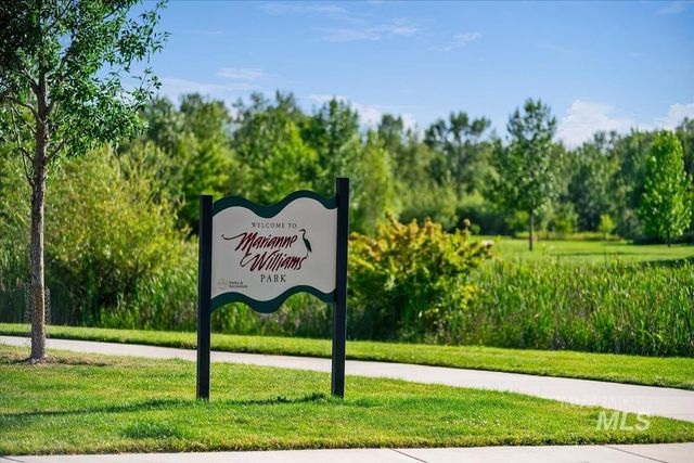 3042 S Shadywood Way, Boise, ID 83716