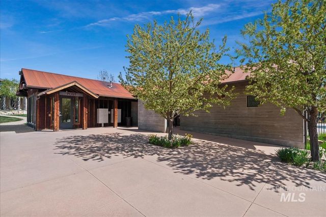 3042 S Shadywood Way, Boise, ID 83716