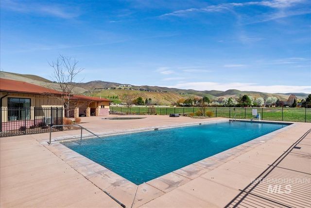 3042 S Shadywood Way, Boise, ID 83716