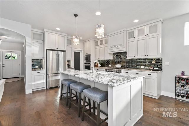 3042 S Shadywood Way, Boise, ID 83716