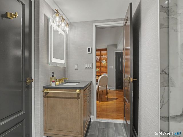 127 Greyrock Place 1208, Stamford, CT 06901