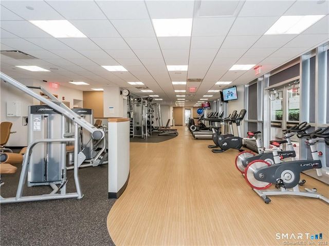127 Greyrock Place 1208, Stamford, CT 06901