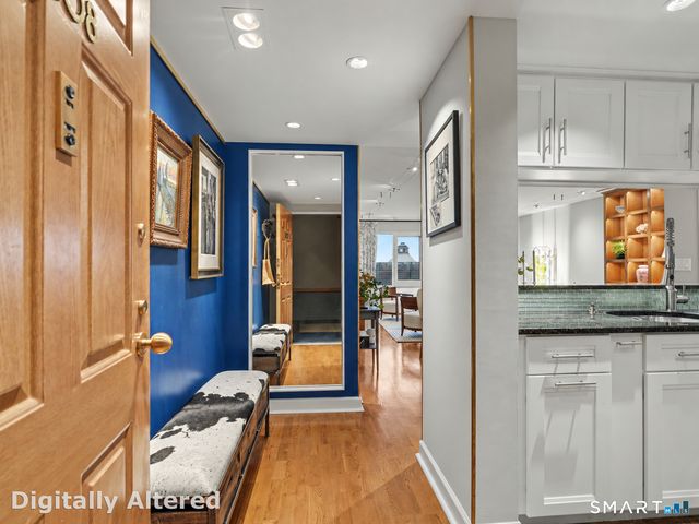 127 Greyrock Place 1208, Stamford, CT 06901