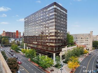 127 Greyrock Place 1208, Stamford, CT 06901