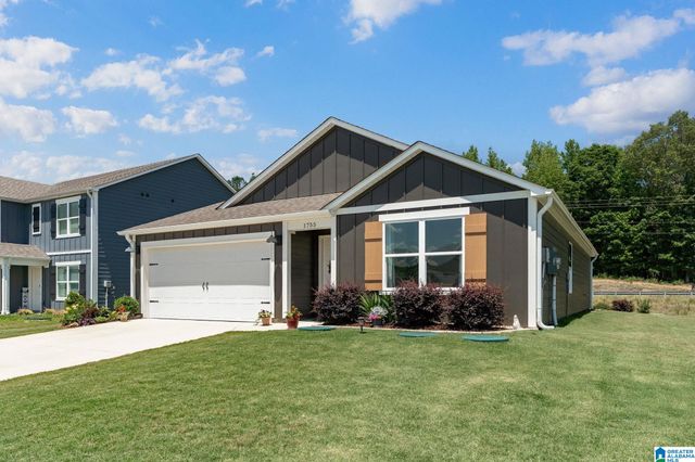 1755 DIXON CIRCLE, Mount Olive, AL 35117