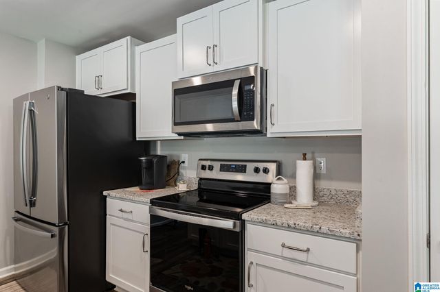 1755 DIXON CIRCLE, Mount Olive, AL 35117