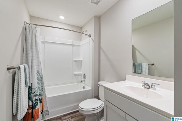 1755 DIXON CIRCLE, Mount Olive, AL 35117